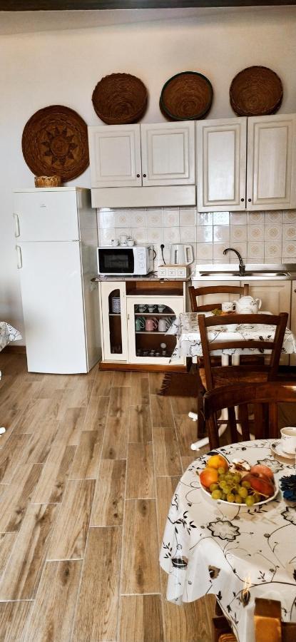 바우네이 Steddueoro B&B 외부 사진